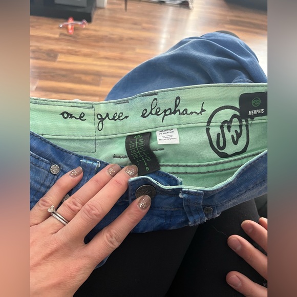 One Green Elephant Jeans - Picture 5 of 8